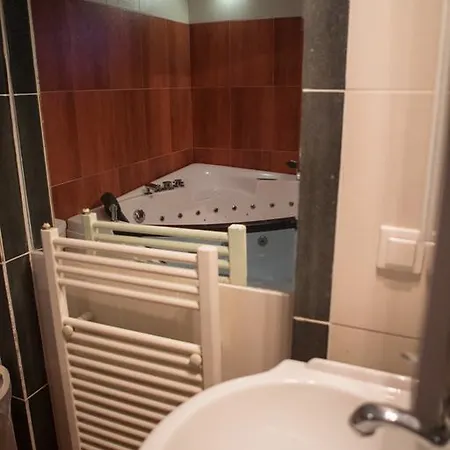 Voras Apartment Loutraki (Pella)